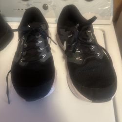 Men's Nikes 10 1/2 wide