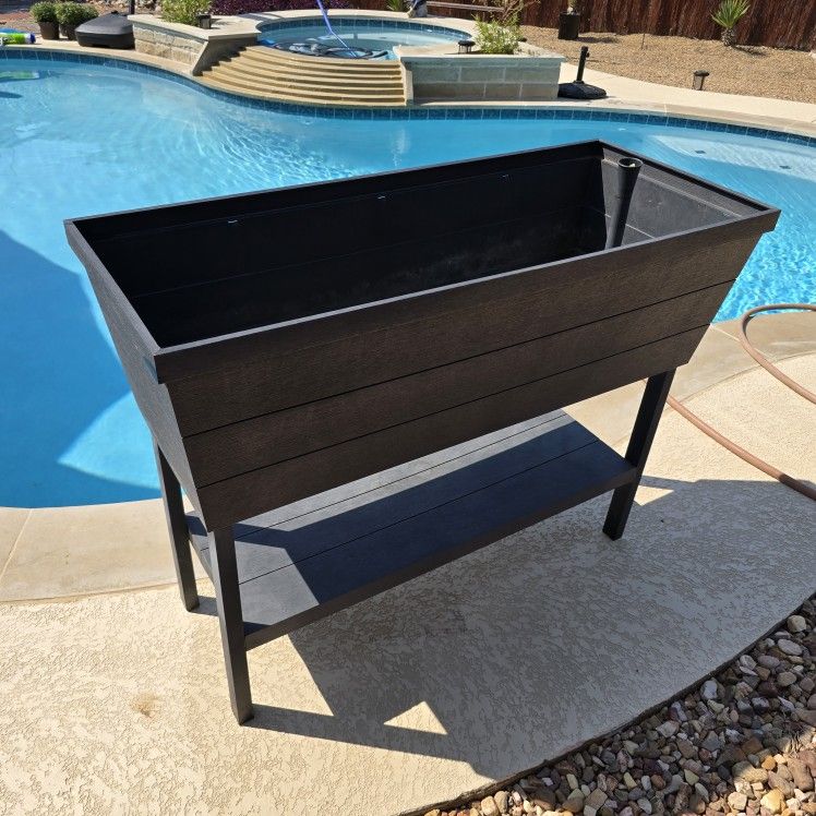 34h 45w 18d Self Watering Plastic and Metal Raised Garden Bed Pot