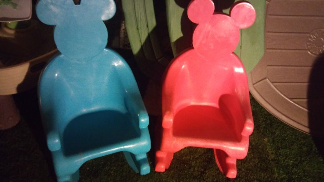 Extremely Rare Vintage Syroco Walt Disney Kid Chairs