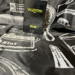 Valentino Uomo Born in Roma Yellow Dream