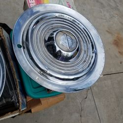 Hub Caps $200 Each Only Have 2 Of Them