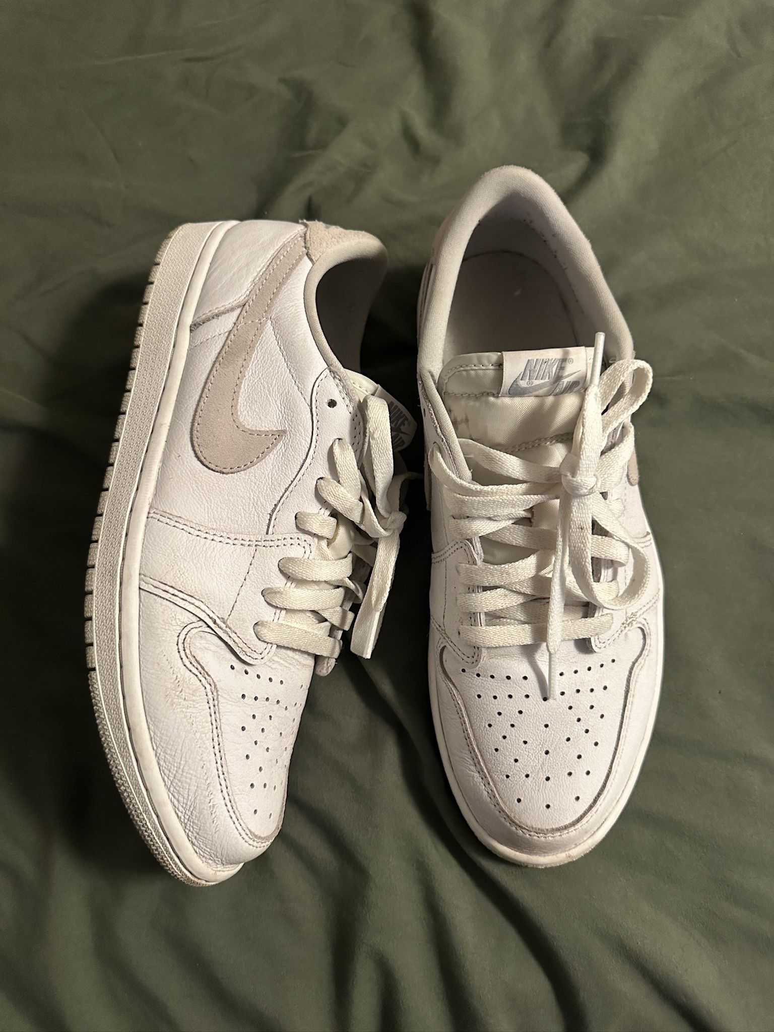 Jordan 1 Low Neutral Gray