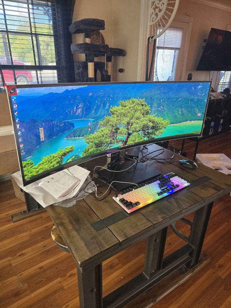 Samsung 49" Odyssey OLED (G93SC)
