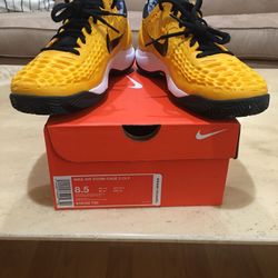 Brand new Nike Air tennis shoes