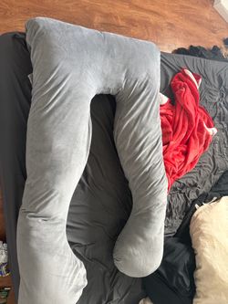 Pregnancy pillow