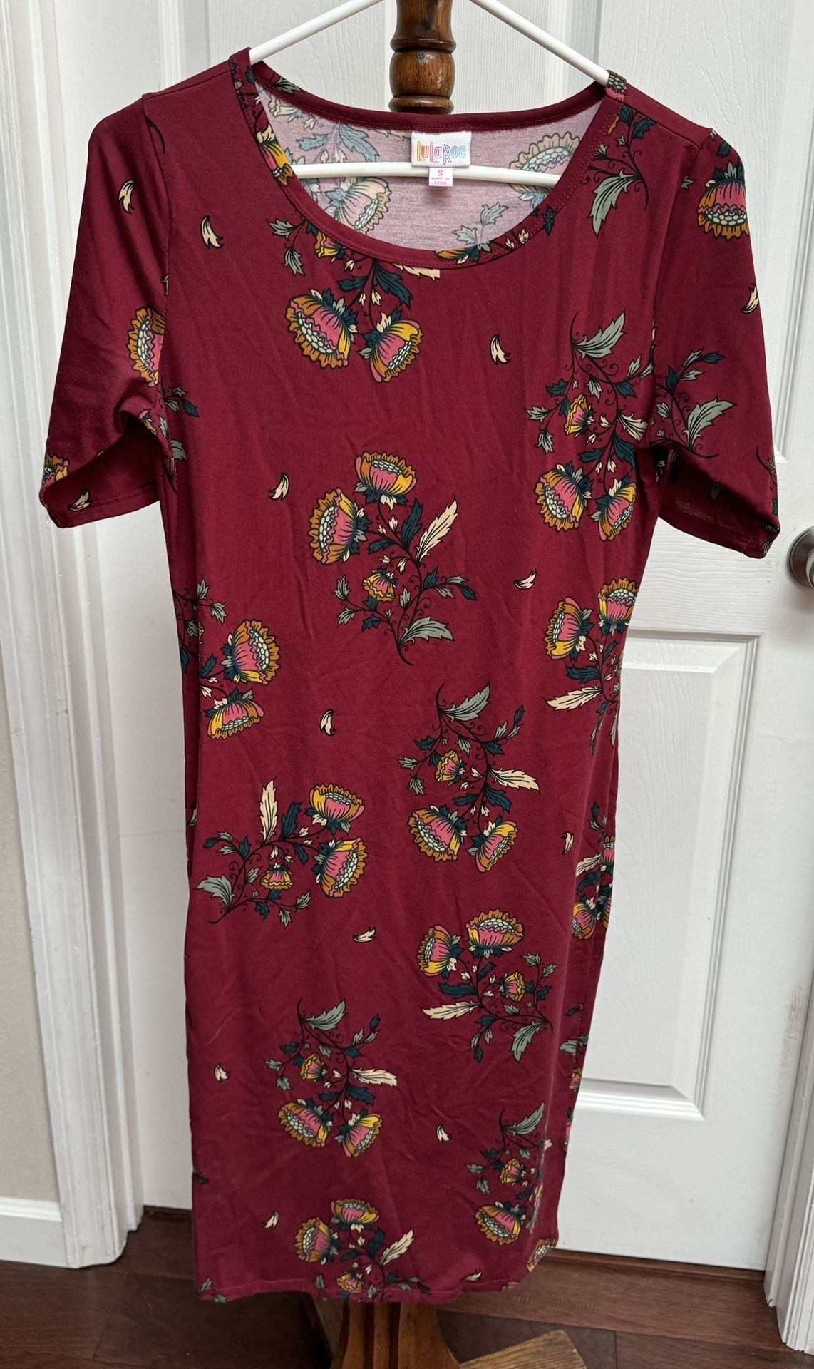 Adult Size Small LulaRoe Dress just $5 xox