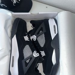 Jordan 4 Retro White Thunder Size 12 