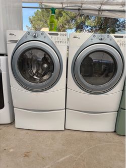 Whirlpool washer and gas dryer