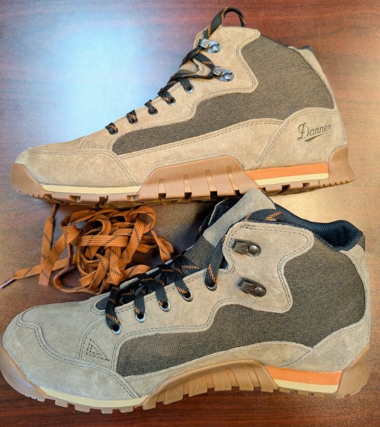DANNER Men's Skyridge Dark Earth Medium Hiking Boots Best Seller!