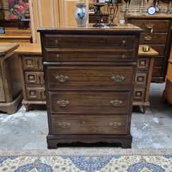 4 DRAWER DRESSER