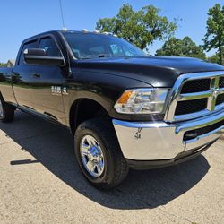 2018 Dodge Ram 2500 4x4 Diesel