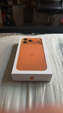 Apple iPhone 17 pro max in Orange – Sealed Box