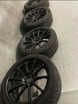 Blue Label Rennen Rims 22in With Tires