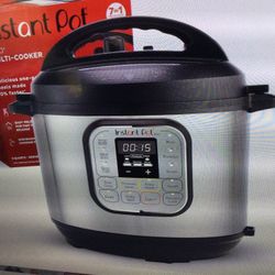 INSTANT POT DUO 7-1 MINI ELECTRIC PRESSURE COOKER, SLOW RICE COOKER, STEAMER, SAUTÉ, YOGURT MAKER, INCLUDES FREE A