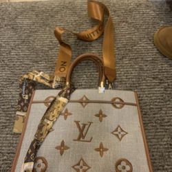 Purse 