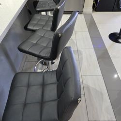 4 Stool Chairs 