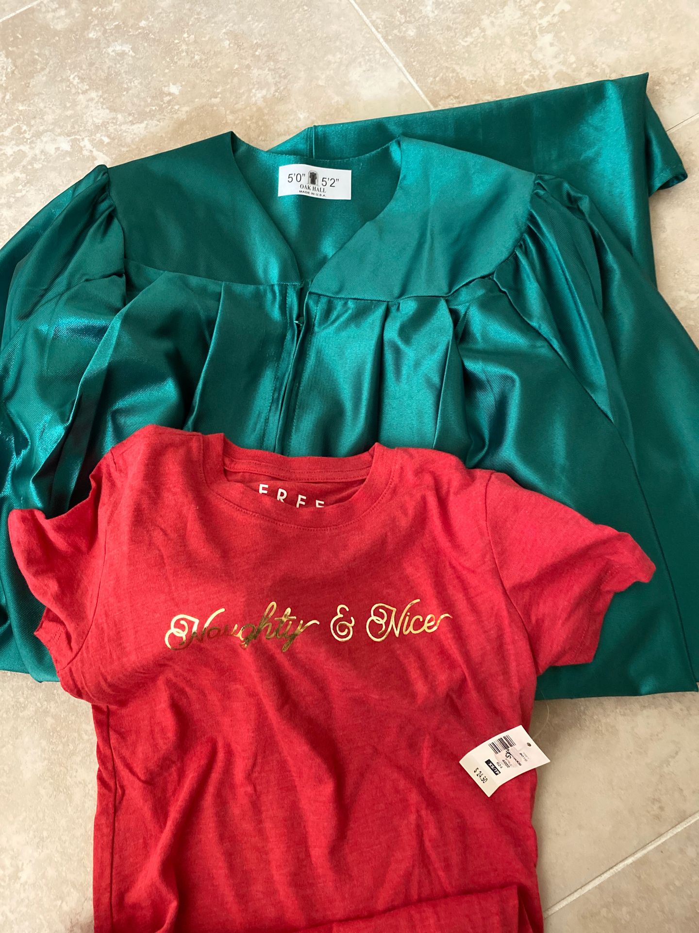 Graduation gown and tshirt for 5 dollars