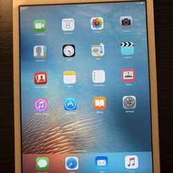 iPad mini 1st Gen - 16GB - Silver - Great Condition - iOS 9.3.5