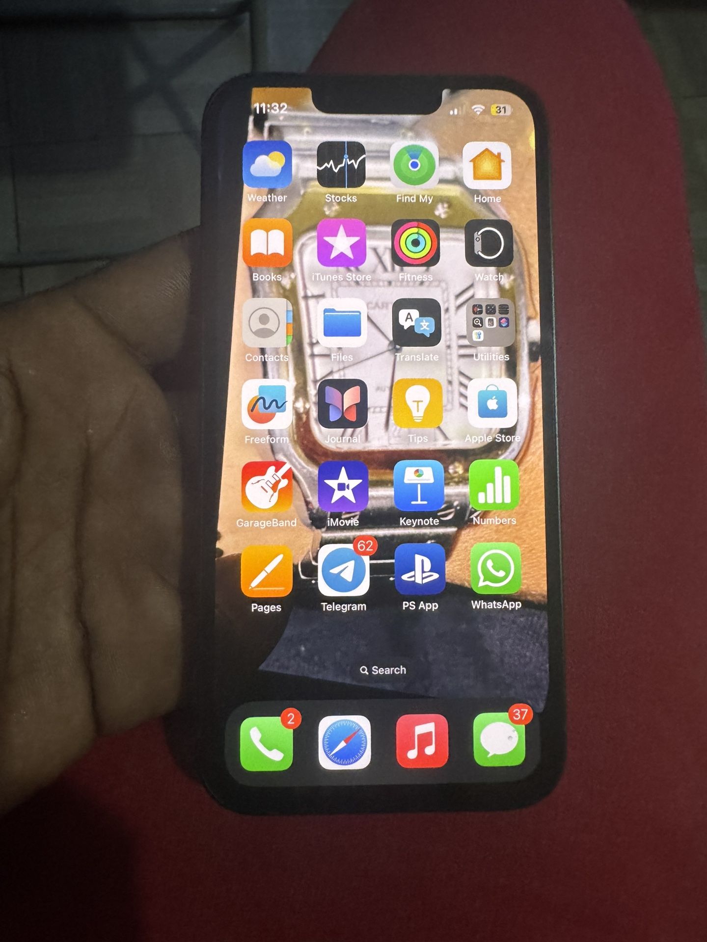 iPhone 14