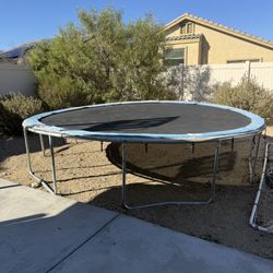 Big OfferUp Yard Sale!! Starting At Just $1 