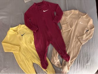 Baby NIKE clothing bundle