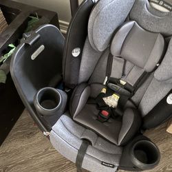 Evenflo 360 Revolve car seat
