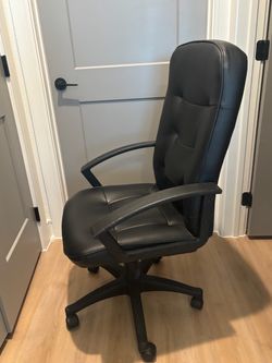 Black Leather High-Back Office Chair