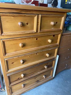 Dresser