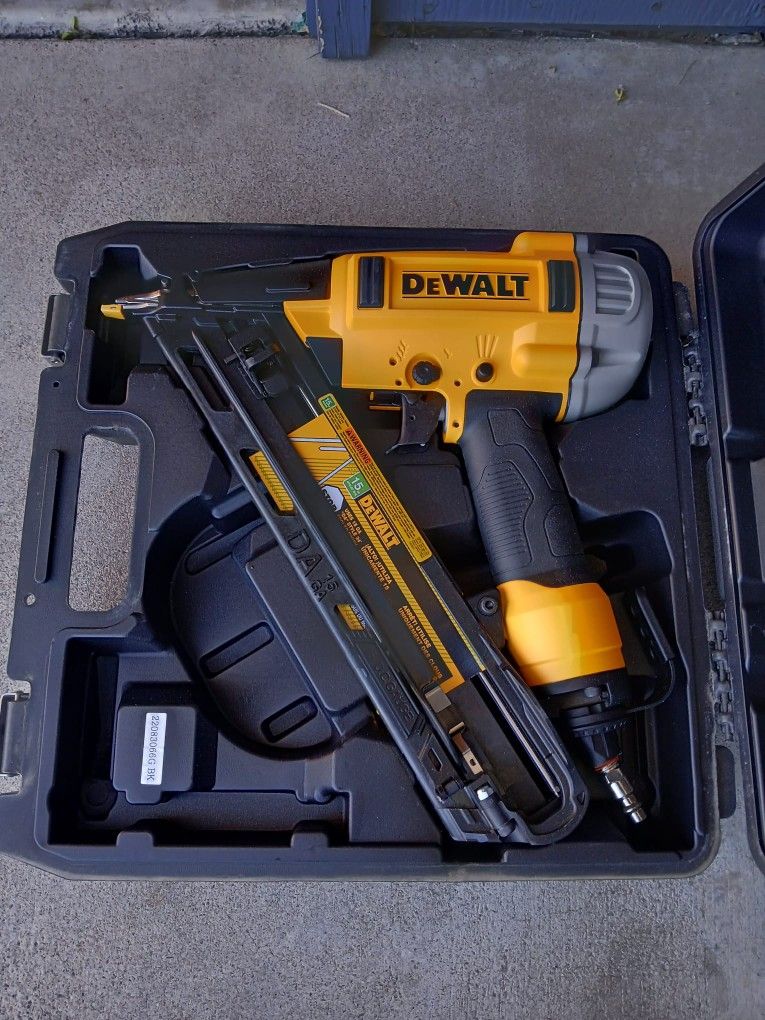 FINISH ANGLE NAILER 15GA