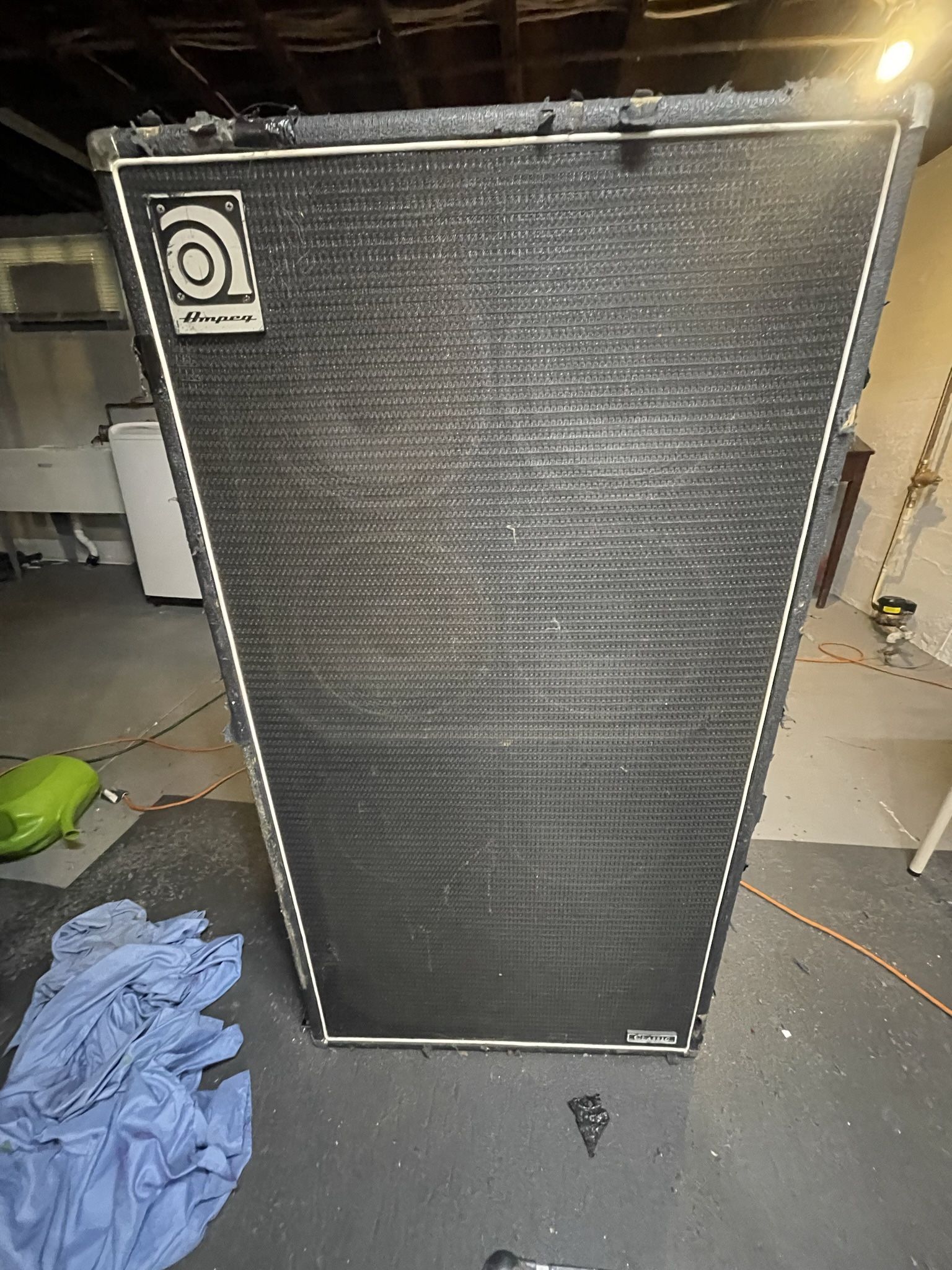 Ampeg 8x10 Bass Cabinet