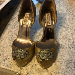 Badgly Mischka heels