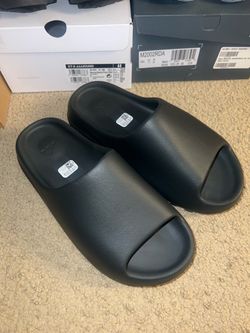 Adidas Yeezy Slide Dark Onyx Size 11