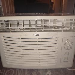 5,000 BTU AC Unit