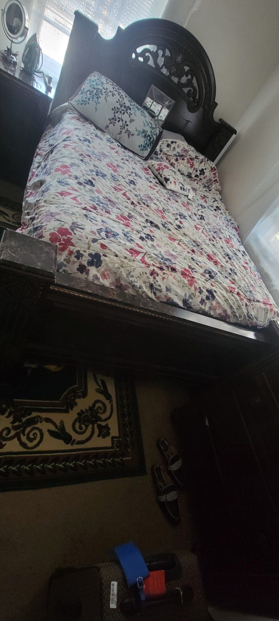 Queen Bed/ Box Spring/ Mattress and Dresser
