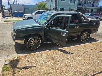 2004 chevy avalanche