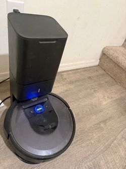 iRobot i7+ vacuum