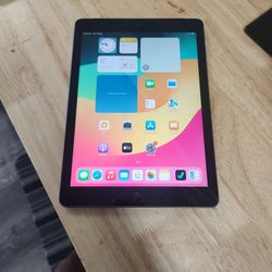 Ipad 6th Gen   32gb Wifi  Qnd Cellular 