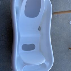 Bath Tub For Newborn