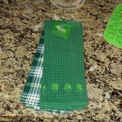 St. Patrick's Hand Towels 