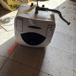 4 Gallon Water Heater 110 V