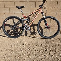 Ellsworth 29er Mountain Bike