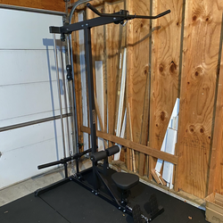 Titan Plate Loaded Lat Pulldown