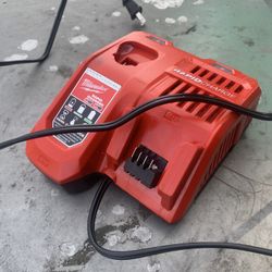 Milwaukee Rapid Charger  