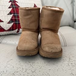 UGG Boots Size 8 ,waterproof,toddler.