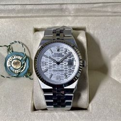 (300$)Rolex Datejust Oysterquartz Style Silver Honeycomb Dial Watch