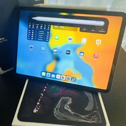 iPad Pro 11” 2018 (64GB/WI-FI) Space Gray - iPad Smart Folio & Apple Pencil 2nd Generation 