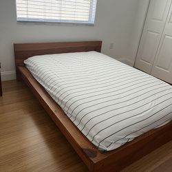 Solid Wood Bed Frame With Mattress. Full Size