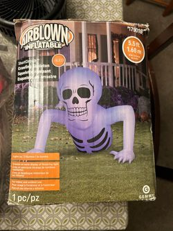 Airblown Inflatable Crawling Skeleton 5.5 ft