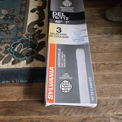 Sylvania Universal 48" Bulbs