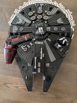 Lego dark millennium falcon*
